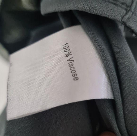 Beautiful dress olive green - Picture 7 of 11